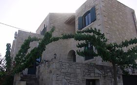Villa Aloni